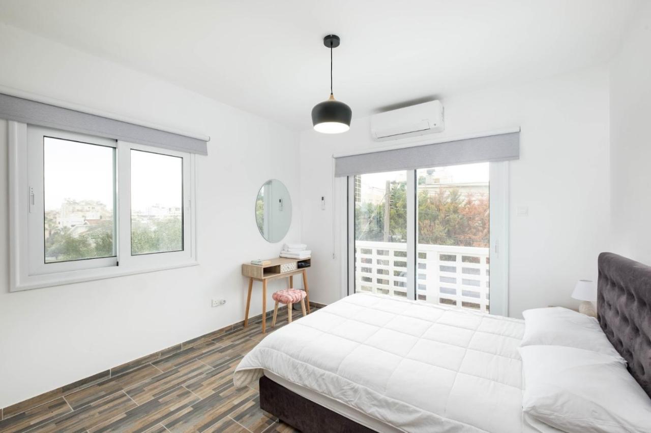 Happy Stay Apartment - Halefka Court Larnaca Luaran gambar